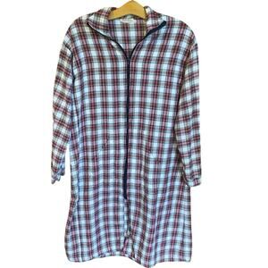 Magee Irish flannel zip up housecoat with pockets large Ireland cabincore cozy